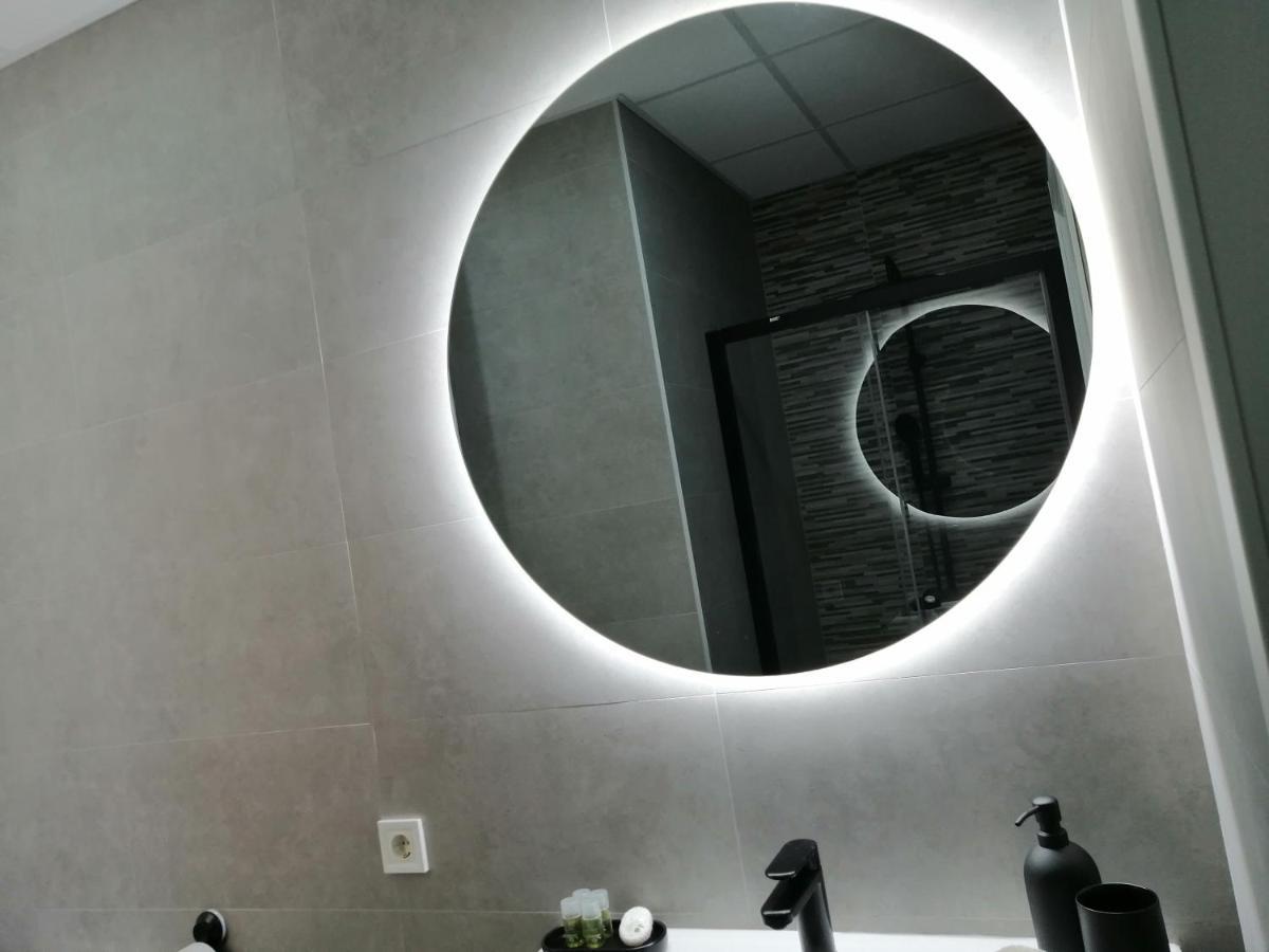 Tourist House Trajano Terraza-Piscina Apartment เซบีญา ภายนอก รูปภาพ